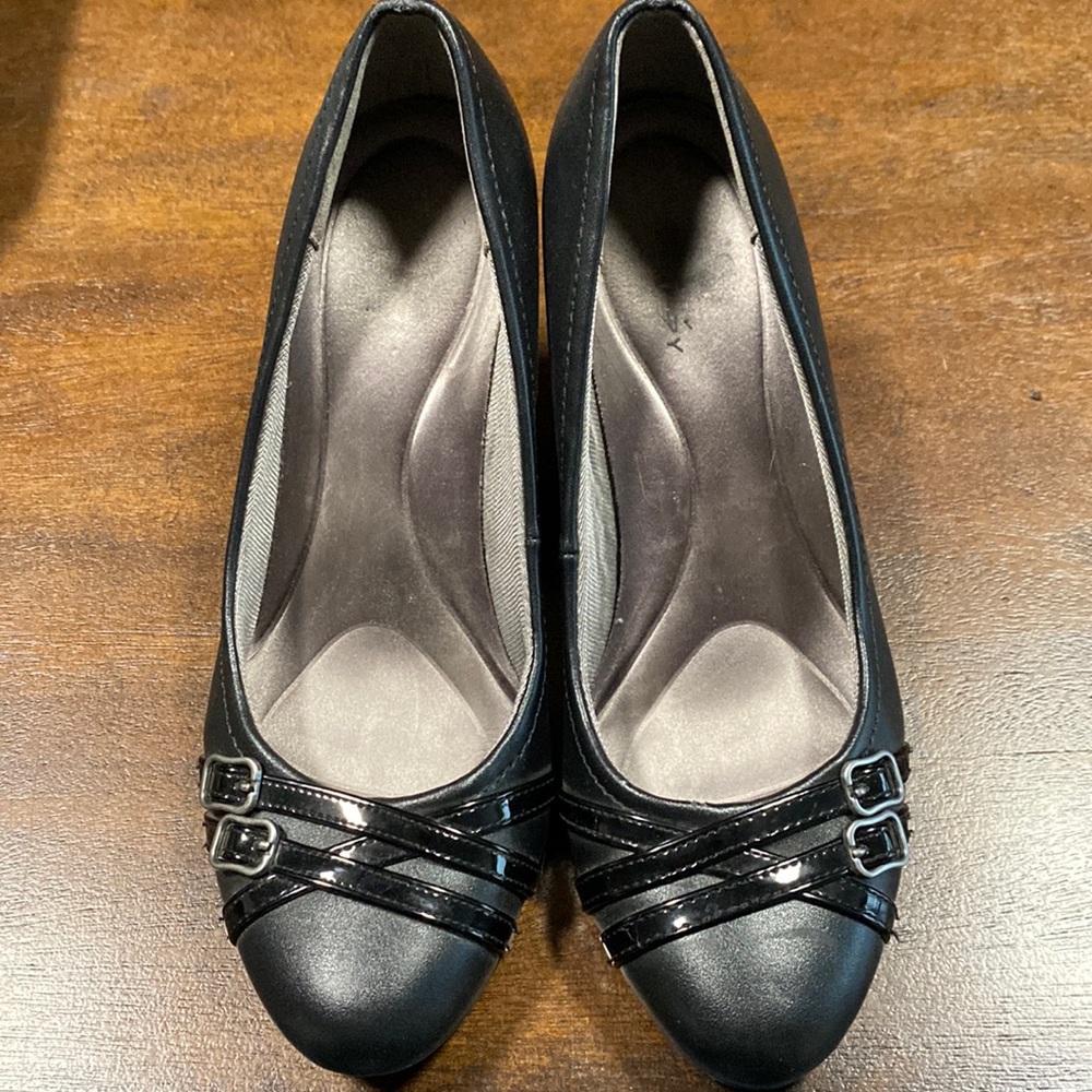 Black heels